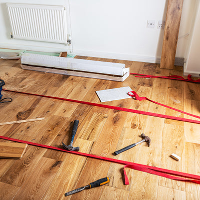 Comment préparer son plancher avant l'installation d'un revêtement ?