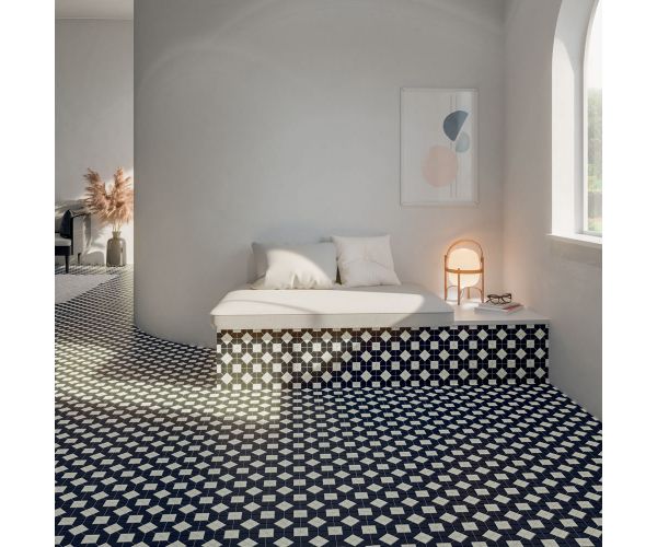 11X11 Tesserae Suit Black & White Plus